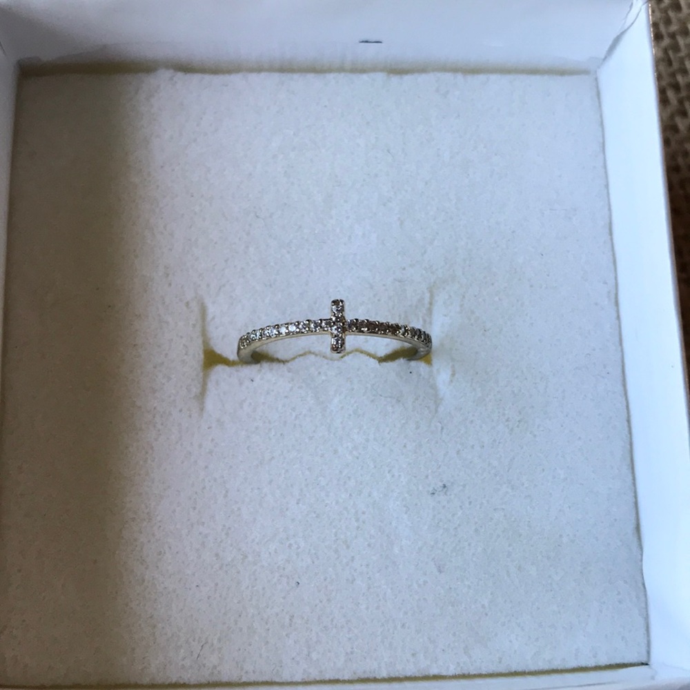 Premier Designs Adore Ring